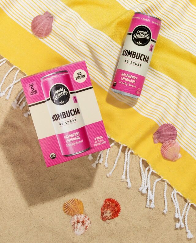 Summer's best sip? Our Raspberry Lemonade Kombucha at the beach! 🍋🏖️✨ Cool off with the perfect blend of tangy flavors and fizzy refreshment. Whether you're lounging in the sun or catching waves, kombucha is your go-to beach buddy. 🌊☀️ #raspberrylemonade #kombucha #booch #kombuchalover #beachday #beachvibes